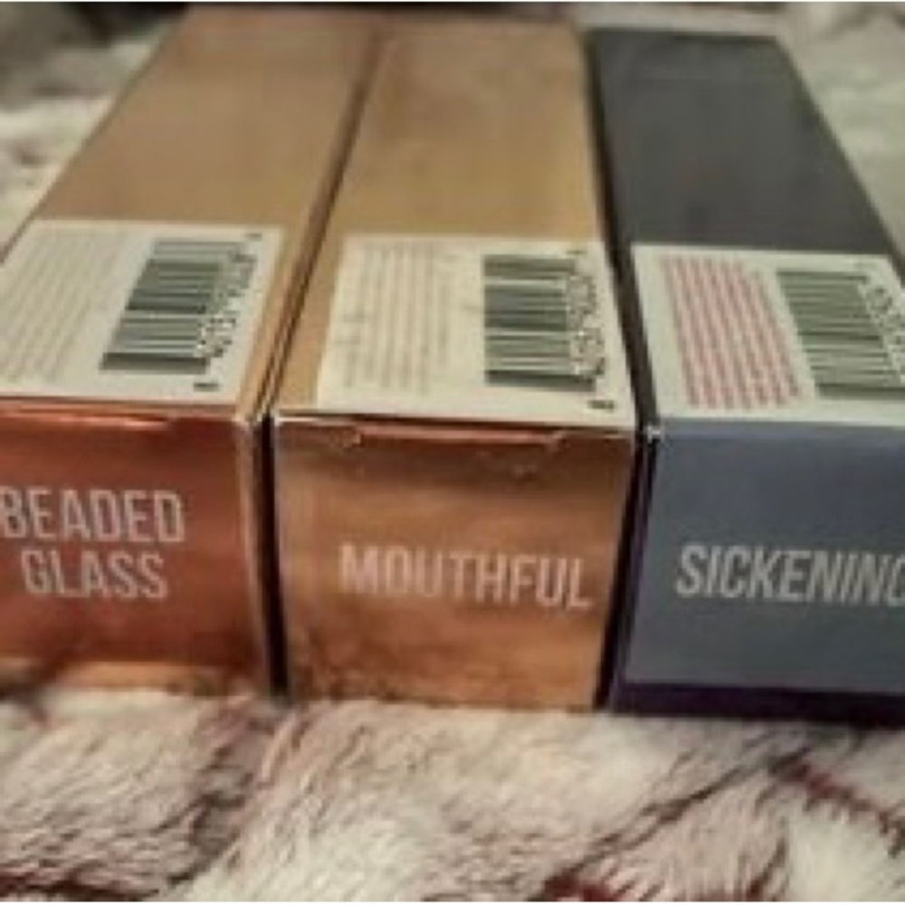 NIB JS THE GLOSS